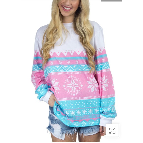 Lauren James Tops - Lauren James Christmas Pink‎ Snowflake Sz L Long Sleeve Tee Cozy Holiday Graphic
